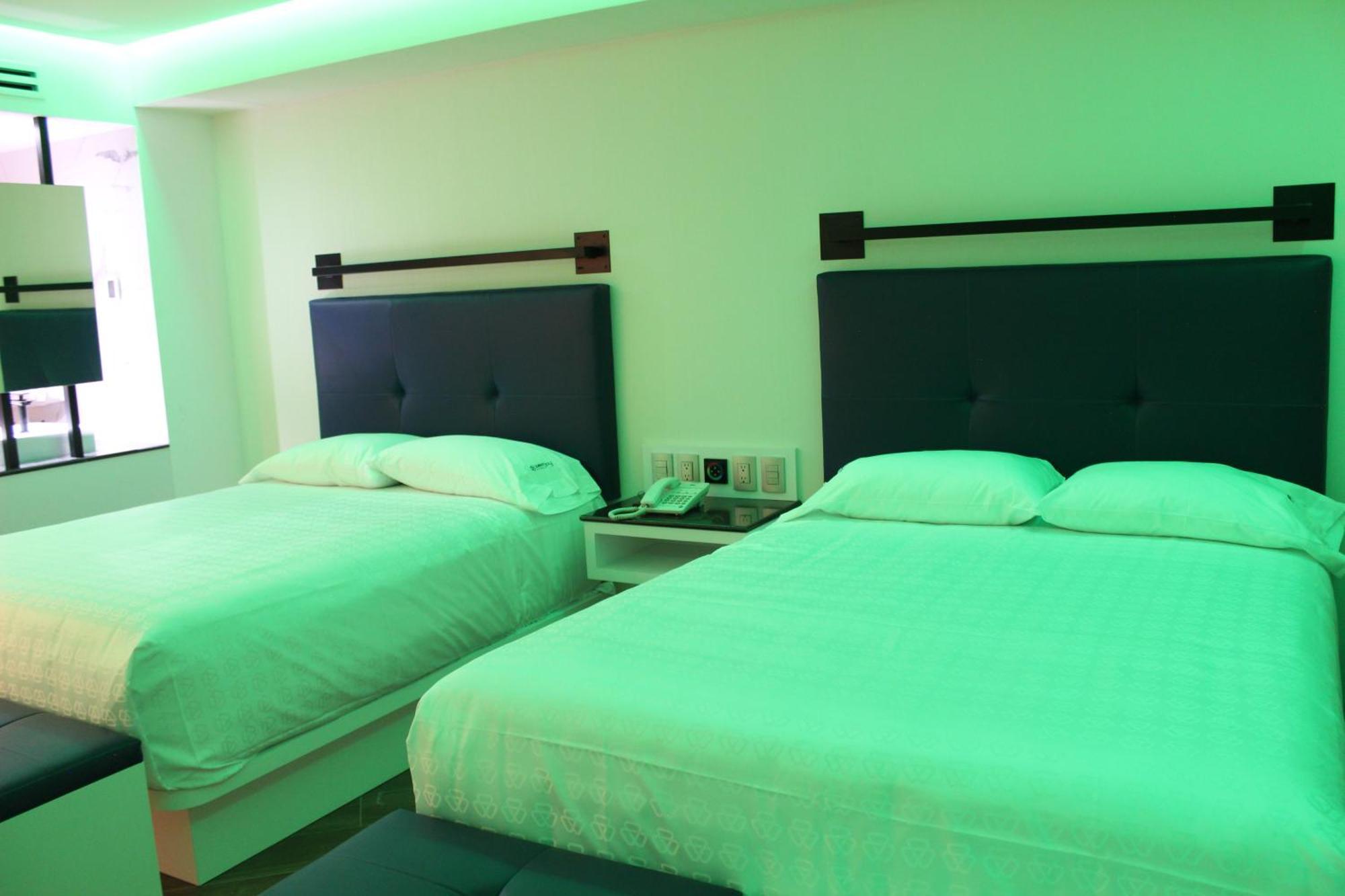 Weenjoy Hotels Grand Prix Aeropuerto Cdmx Мехіко Номер фото