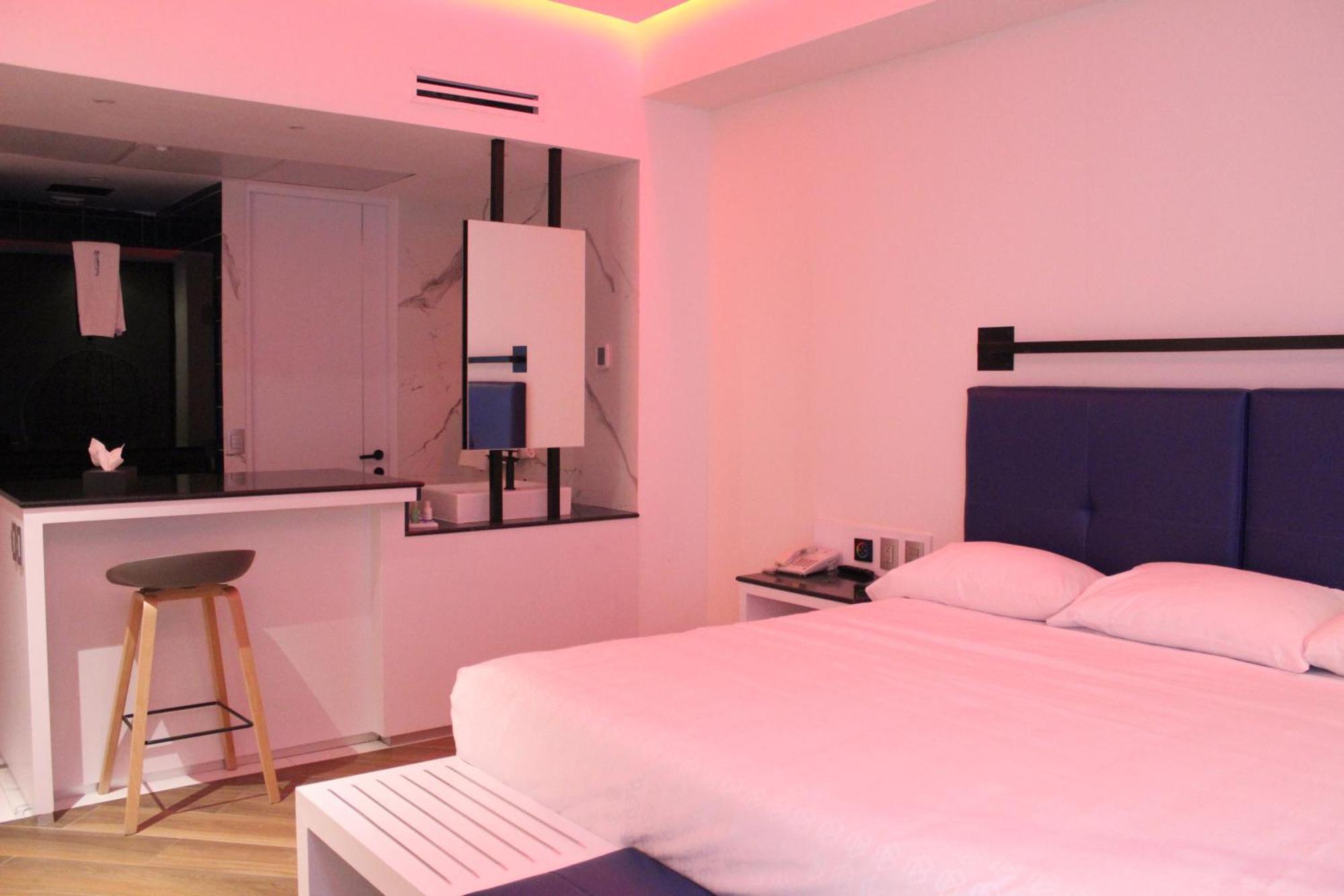 Weenjoy Hotels Grand Prix Aeropuerto Cdmx Мехіко Номер фото